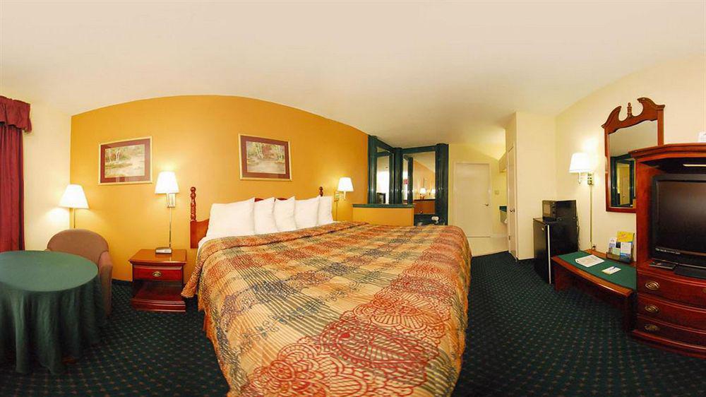 Days Inn By Wyndham Covington Eksteriør billede