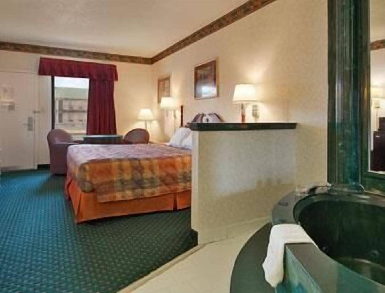 Days Inn By Wyndham Covington Eksteriør billede