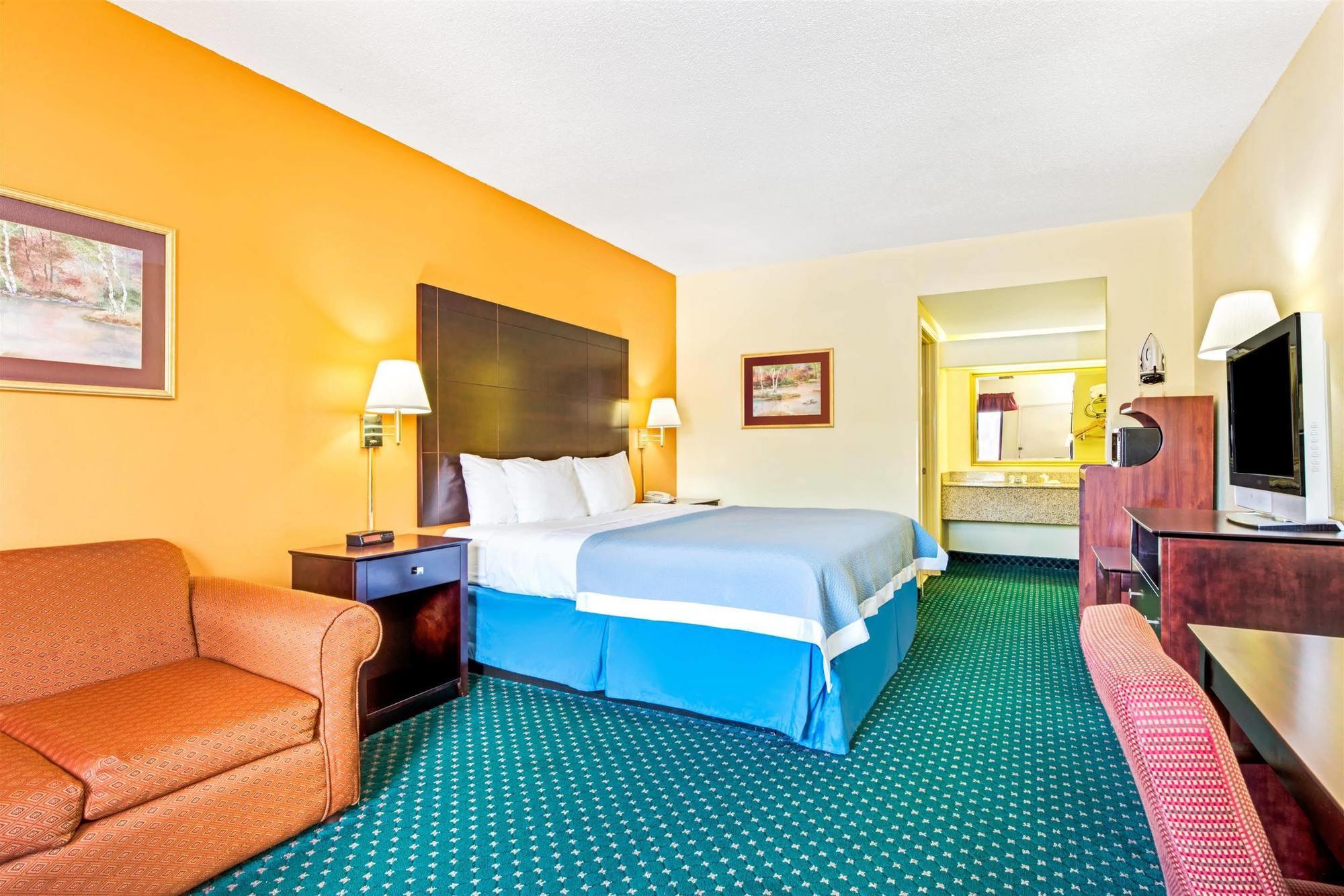 Days Inn By Wyndham Covington Eksteriør billede